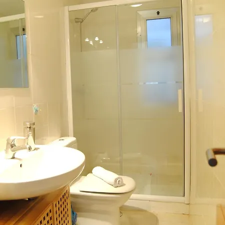 Center Flat Holidays Paseo De Reding Apartment *